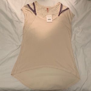 NWT Free People Cotton tee with Appliqué accent